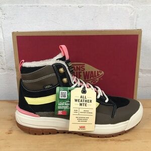 VANS Mens 8 (Womens 9.5) UltraRange Exo Hi MTE Canteen/Black/Marshmallow Shoes